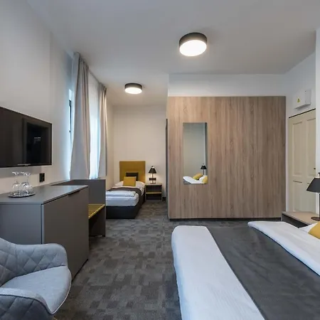 Praha Hotel